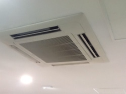 Ceiling cassette air conditioner